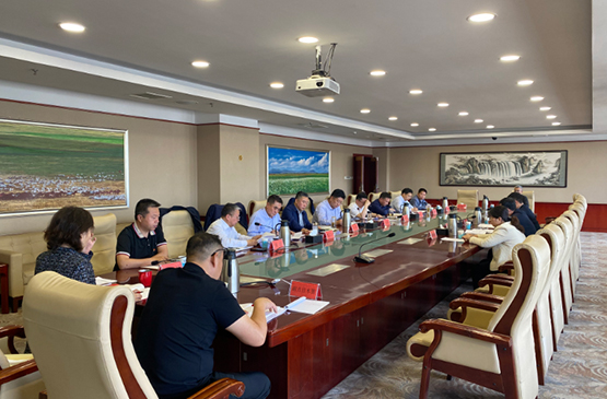内蒙古出版集团举办学习贯彻习近平总书记关于加强和改进民族工作重要思想专题研讨会