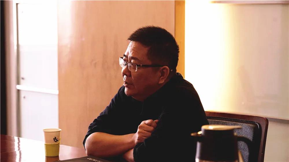 内蒙古出版集团党委副书记,总经理曾涵发言